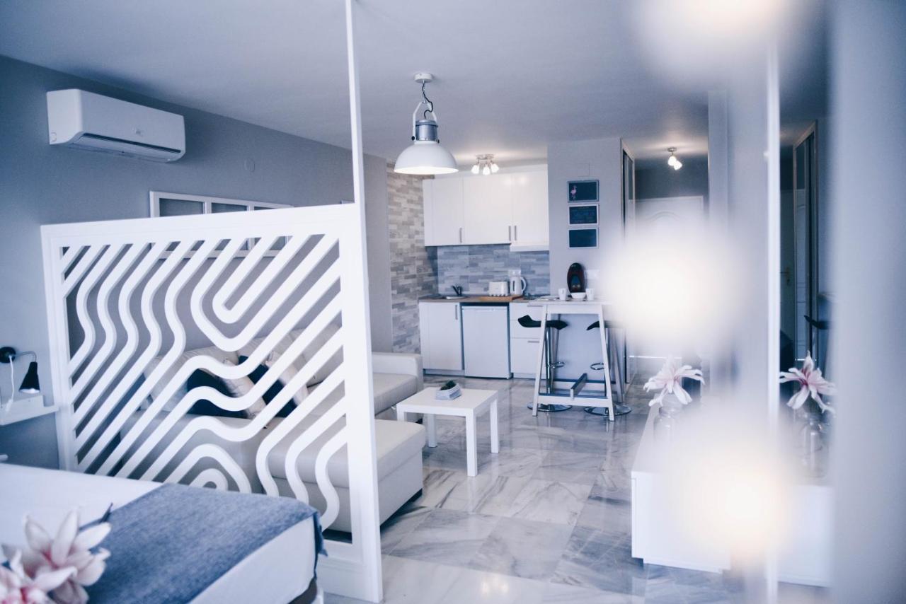 Apartment La Cala Dream & Sea View ลากาลาเดมิฮาส ภายนอก รูปภาพ
